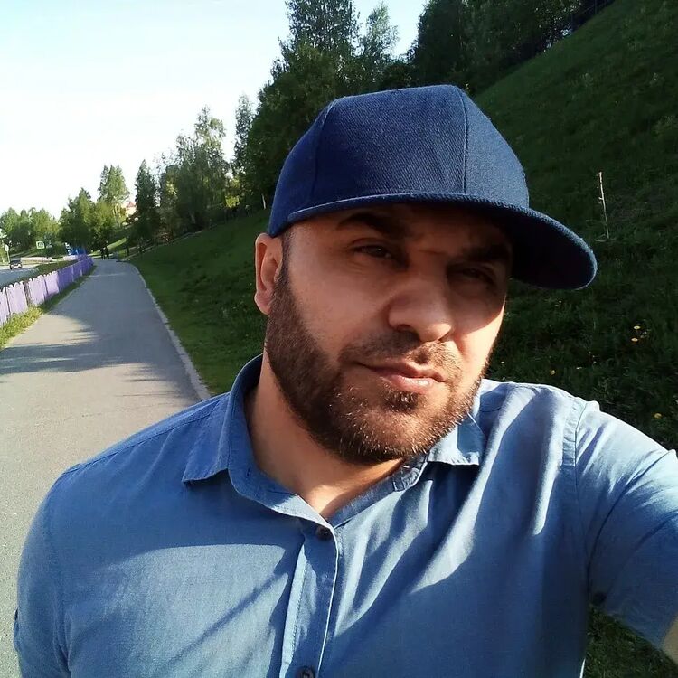  34491760  Dzhavad, 40 ,    