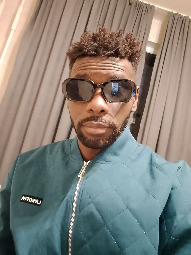 ���������� ������, ���� ������� Ebsing Bah, 33 ����, ������������ ��� ������, ����� � ���������