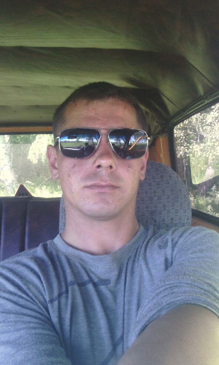  7573760  Iwan, 35 ,    
