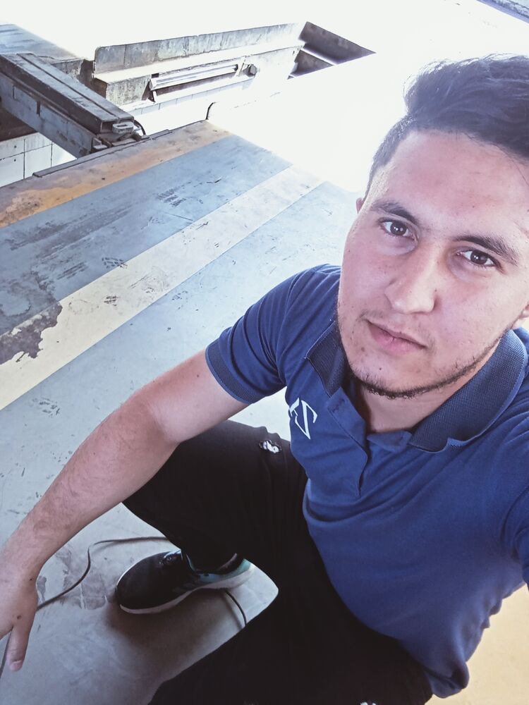  35370320  Mohamed, 26 ,    Algiers