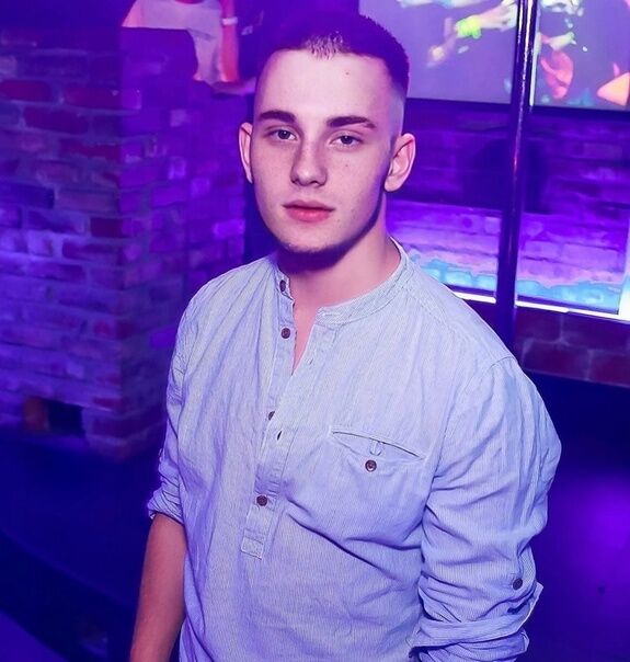  37214610  Dima, 28 ,    