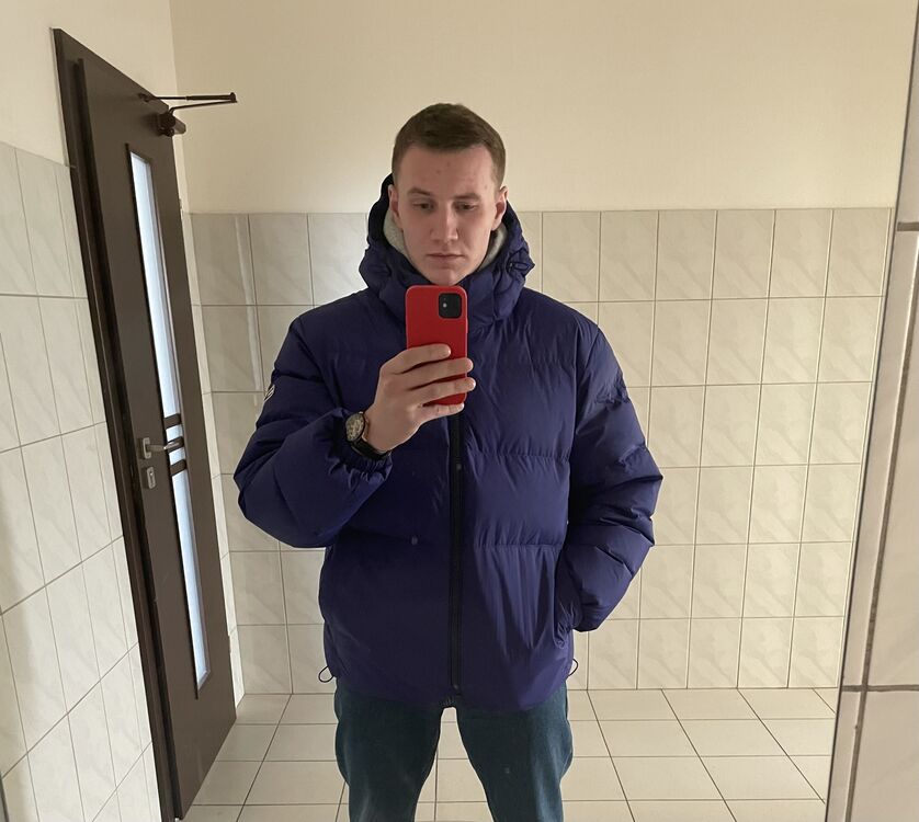  28018290  , 27 ,    