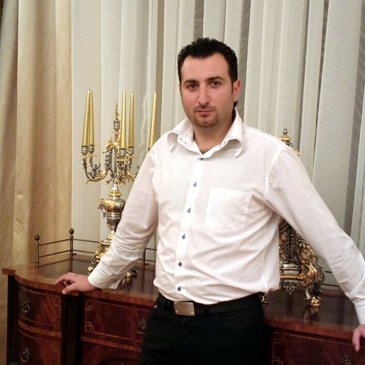  ,   Vardan, 39 ,   ,   , c 