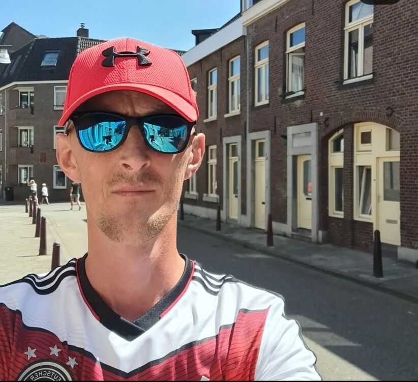  33576490   , 36 ,    
