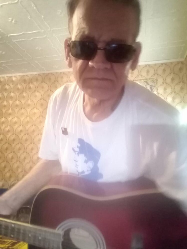  24430450  Oleg, 62 ,    