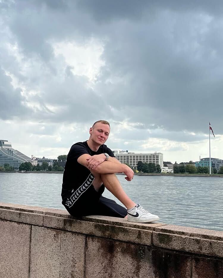  Praha,   Dmytro, 26 ,   ,   