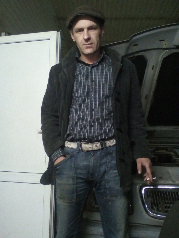  8489630  , 44 ,    -