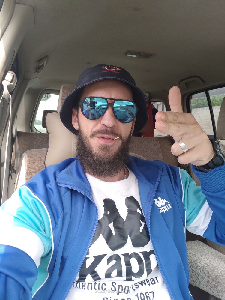  27503170  Misha, 40 ,    