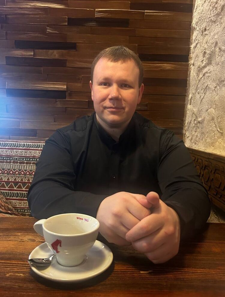  51730070  Egor, 30 ,    