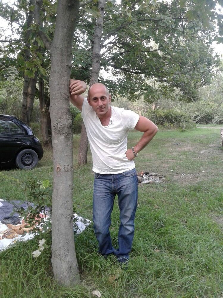  ,   Gio, 46 ,   ,   , c 