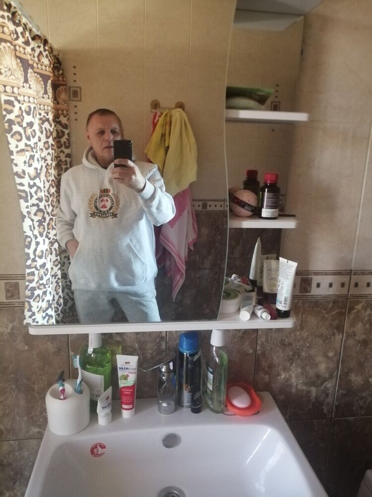  22458390  , 53 ,    