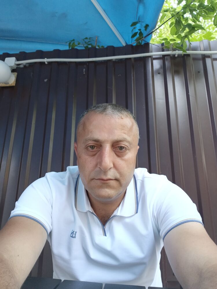 36272660  Rauf, 44 ,    