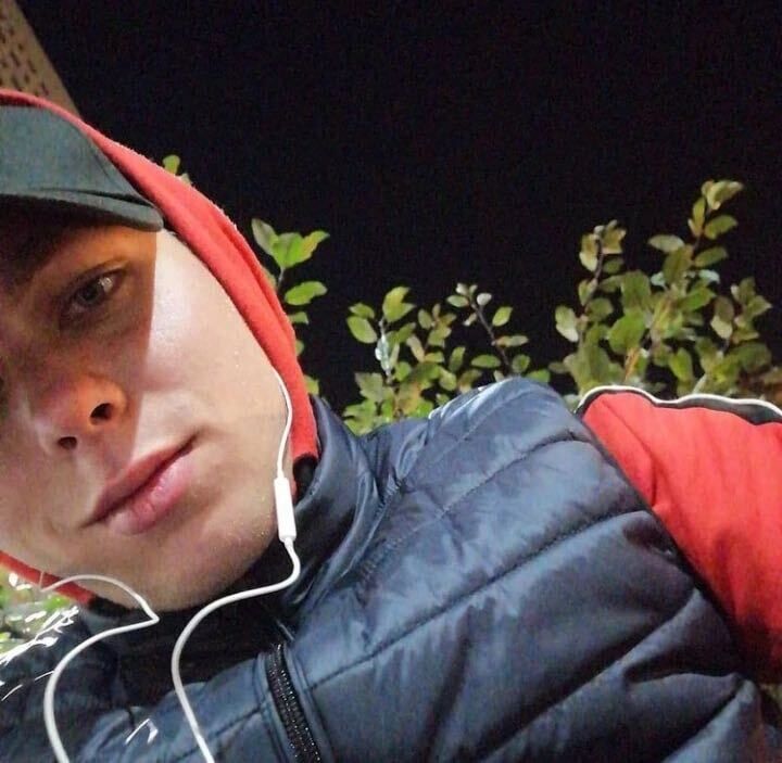  35961610  , 25 ,    