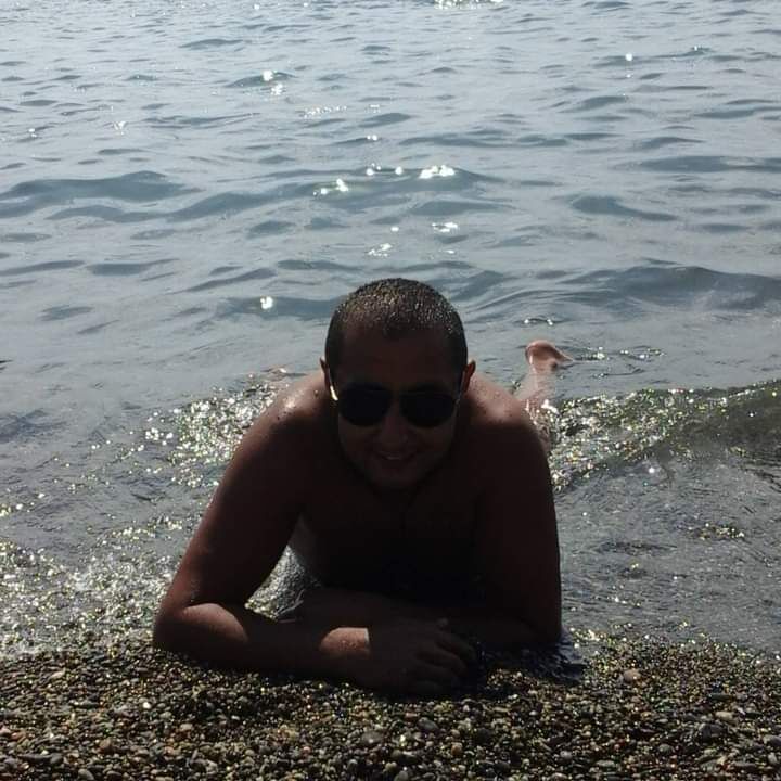  22726760  , 39 ,    Zemun