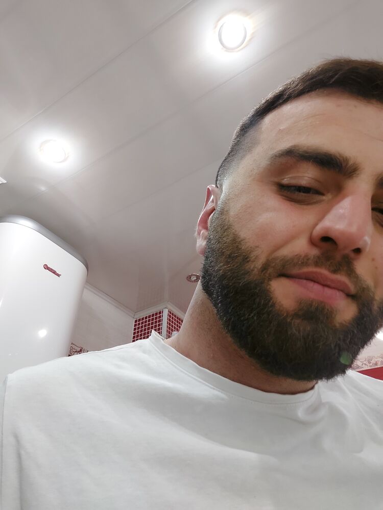   ,   Edvard, 27 ,   ,   