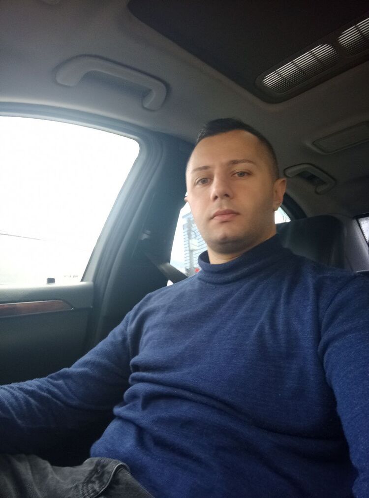  46861340  , 33 ,    