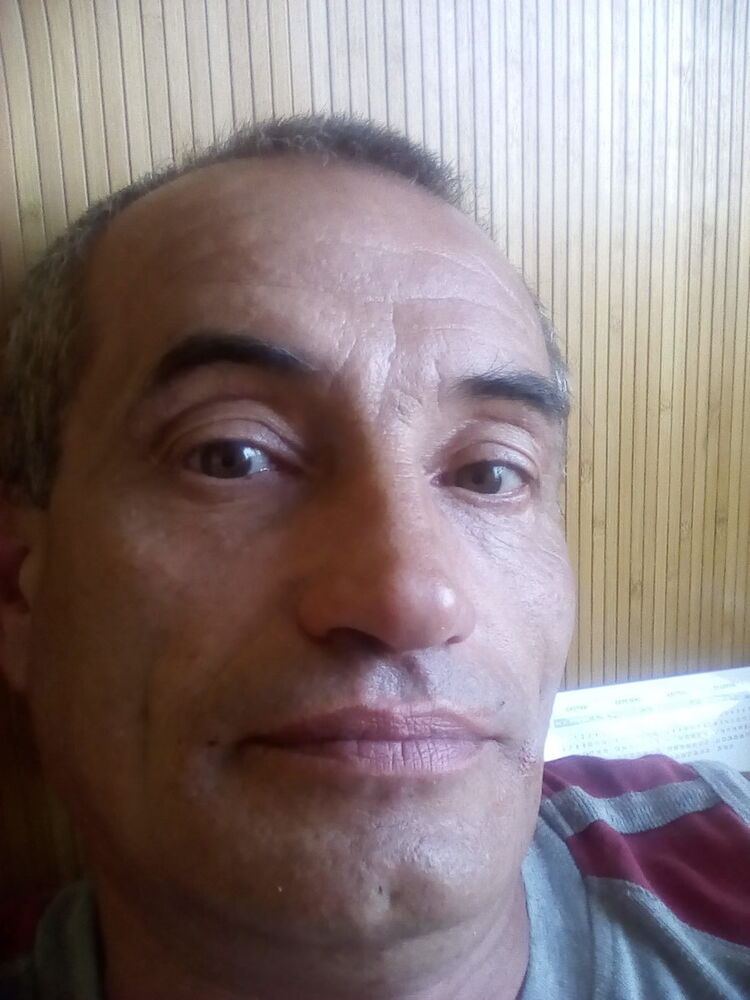  9756520  Ivan, 57 ,    
