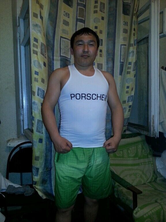  51531040  Islombek, 42 ,    