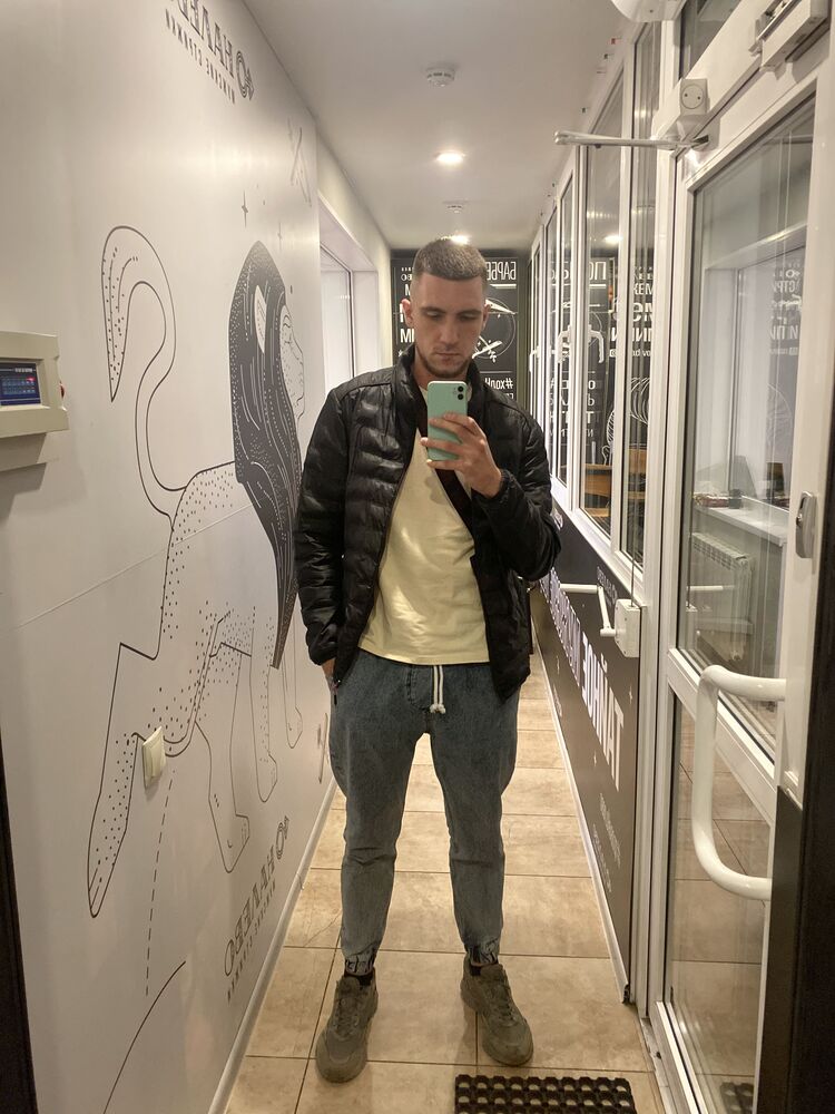  39683350  , 23 ,    