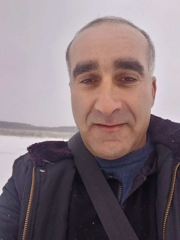  ,   Exish, 42 ,   ,   