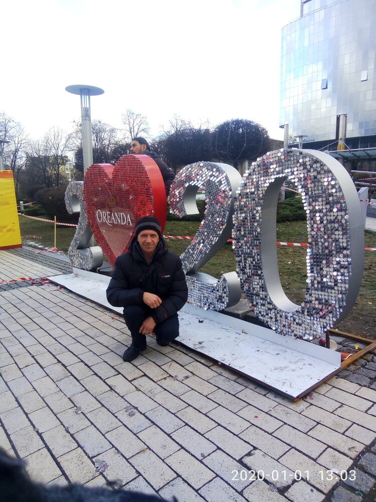  ,   Sasha, 53 ,   ,   , c 