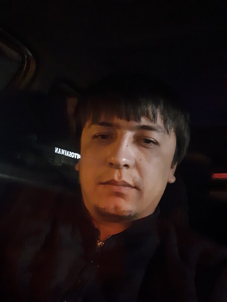  26066060  Dima, 33 ,    