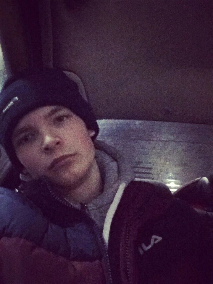  52782030  , 28 ,    -