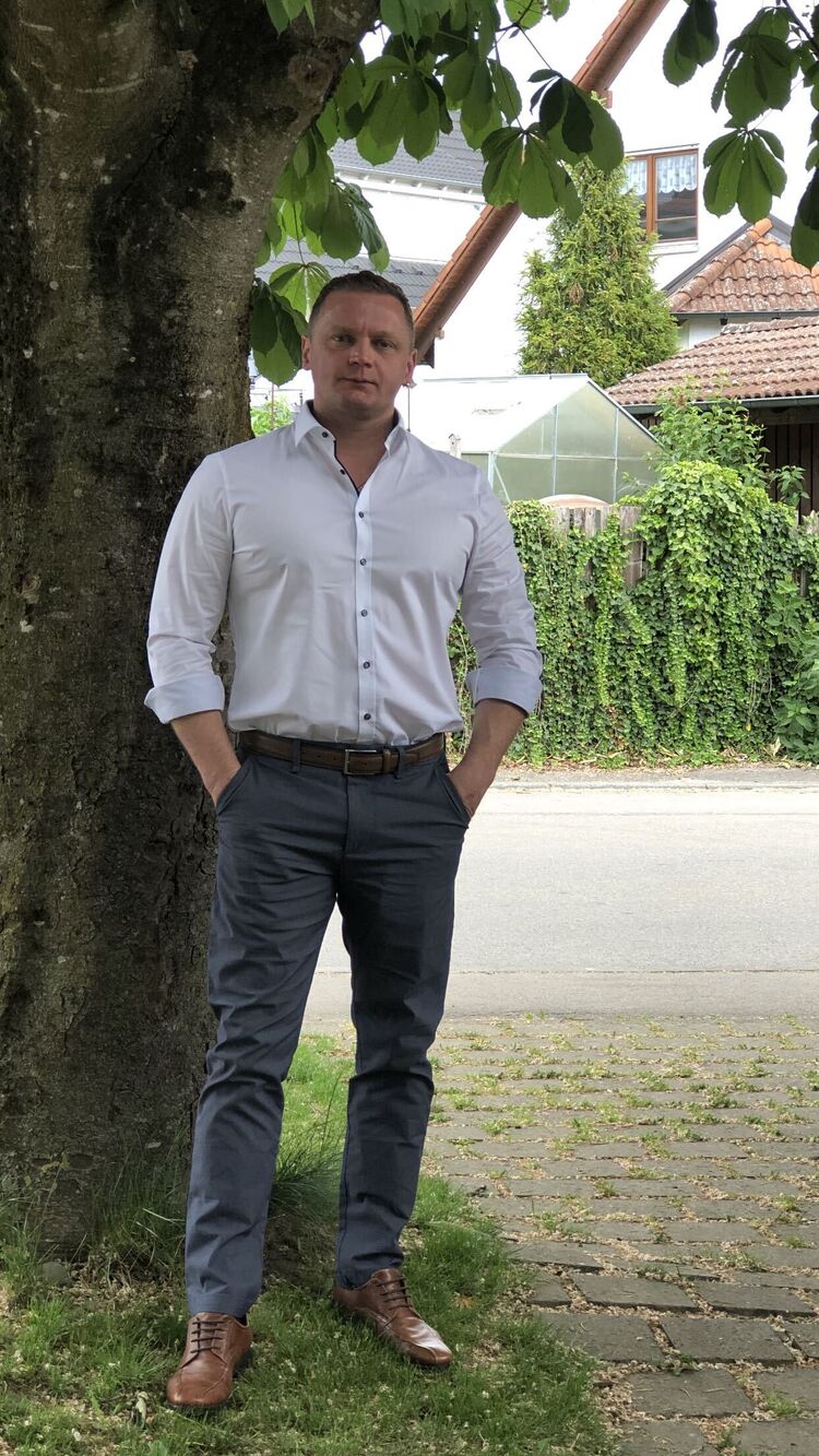  Aufhausen,   , 43 ,   ,   , c 