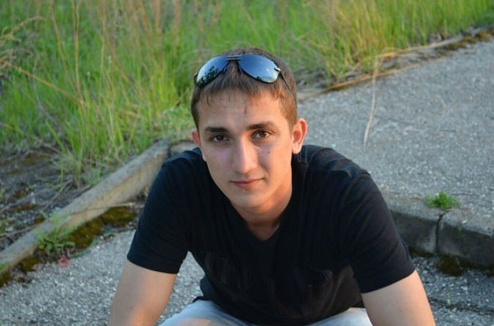  ,   Artem, 27 ,   ,   , c 