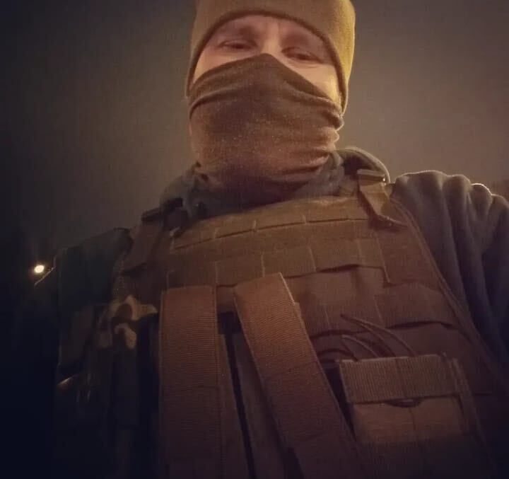  25430880  Vadim Nikita, 65 ,    