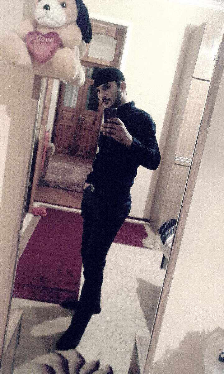  ,   Xalid, 34 ,   ,   , c 