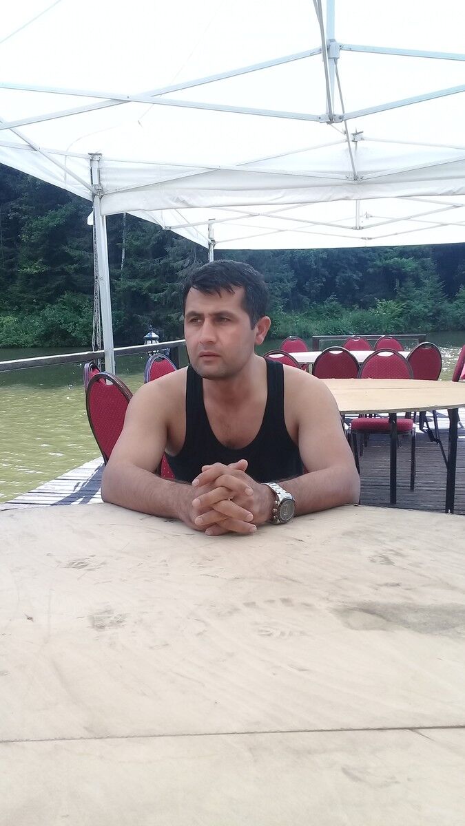  11439440  Rustam, 30 ,    