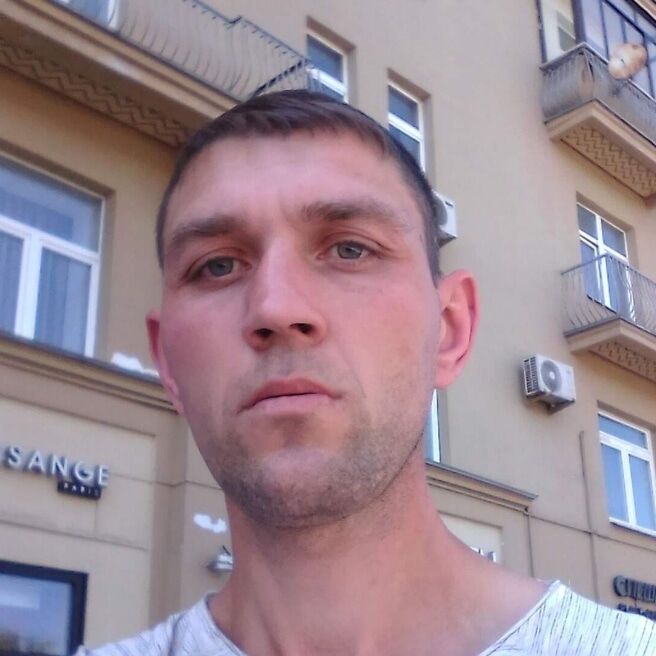  53332960  , 39 ,    