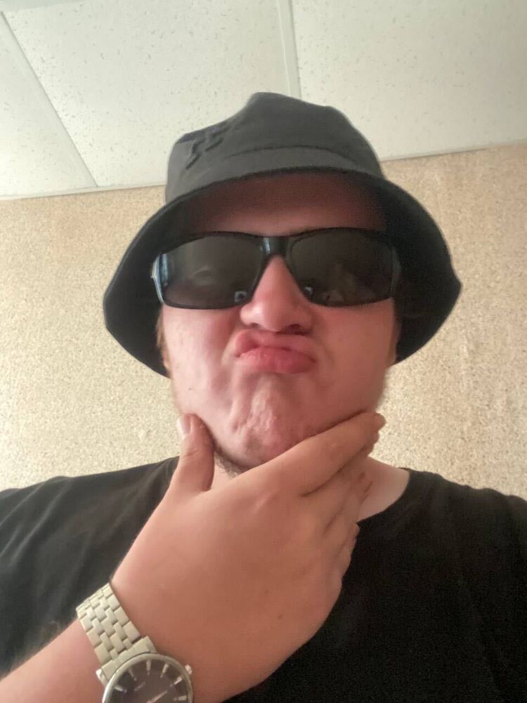 ���� 37732300 ����� ����, 20 ���, ���� ���������� � ���������