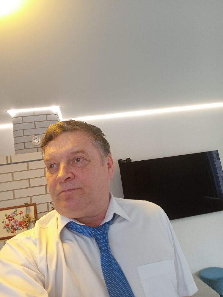  40530090  , 53 ,    