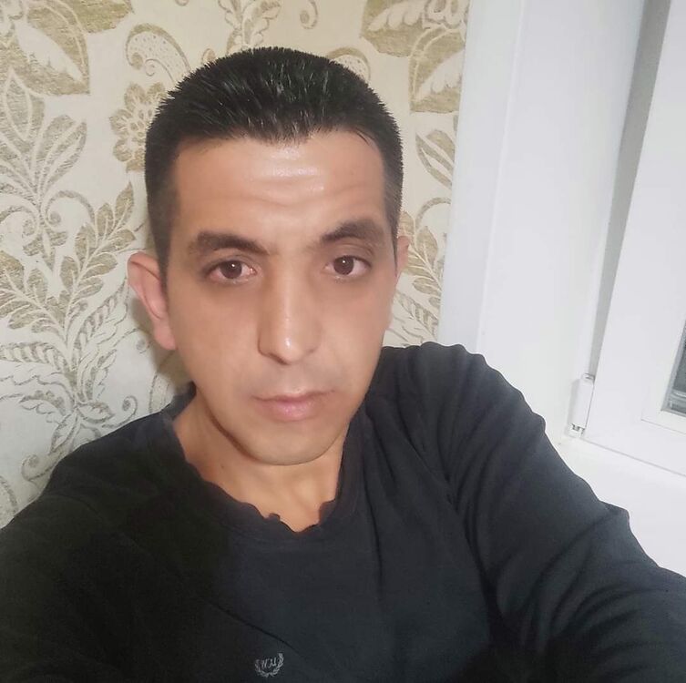  45566660  Eser, 42 ,    