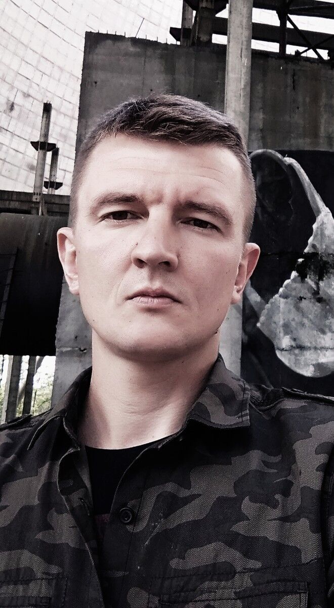  15799210  Vadim, 40 ,    