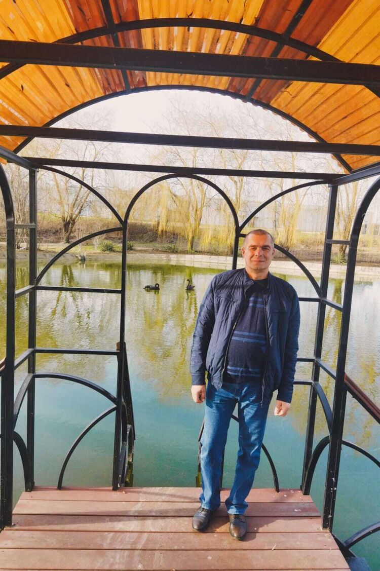  ,   Igor, 54 ,   ,   , c 