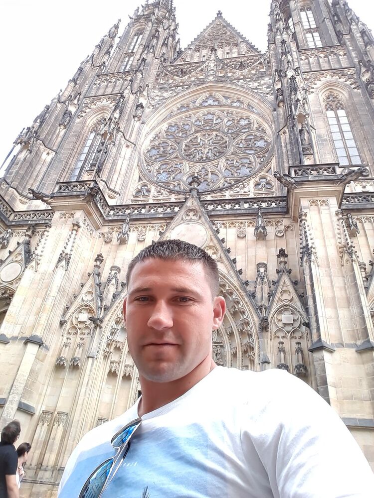  ,   Andrei, 33 ,   ,   , c 