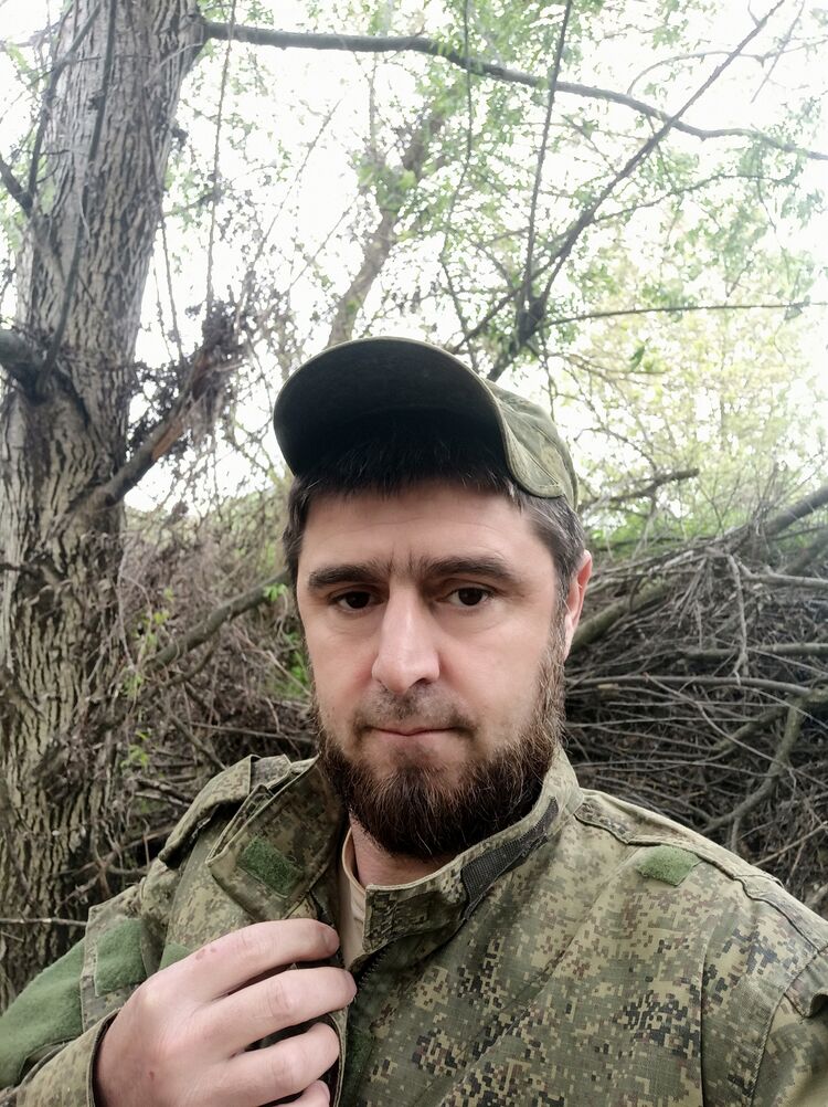  54095340  Amir, 45 ,     