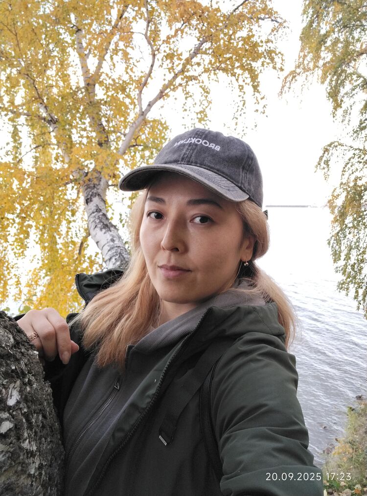  54484620  Kseniya, 39 ,    