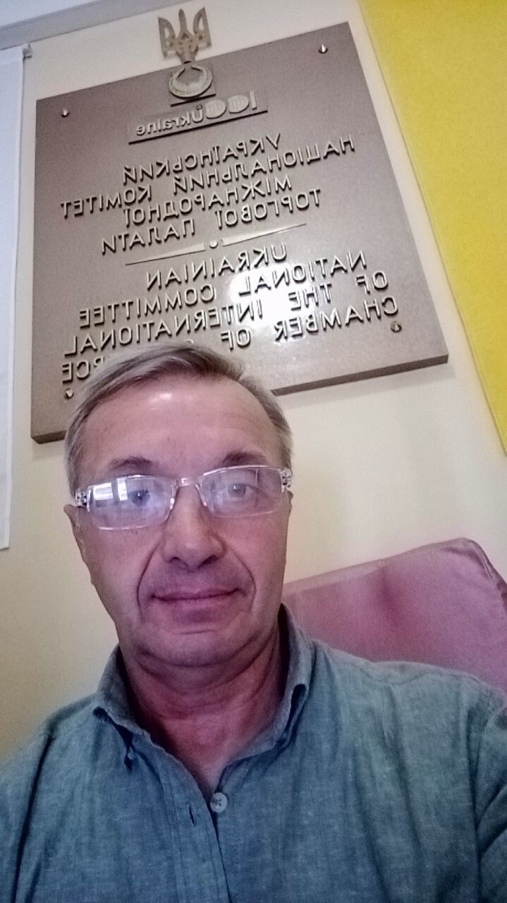  45669940  Anatolii, 56 ,    
