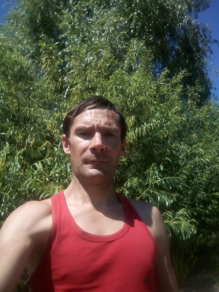  ,   Nikolai, 46 ,     , c 