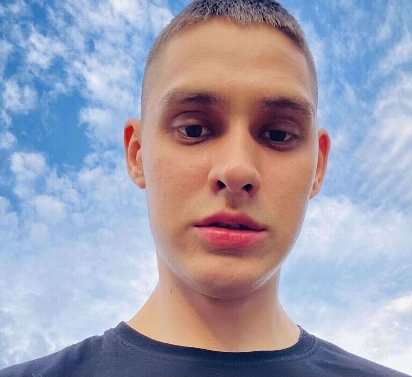  ,   Aleksander, 23 ,   ,   , c 