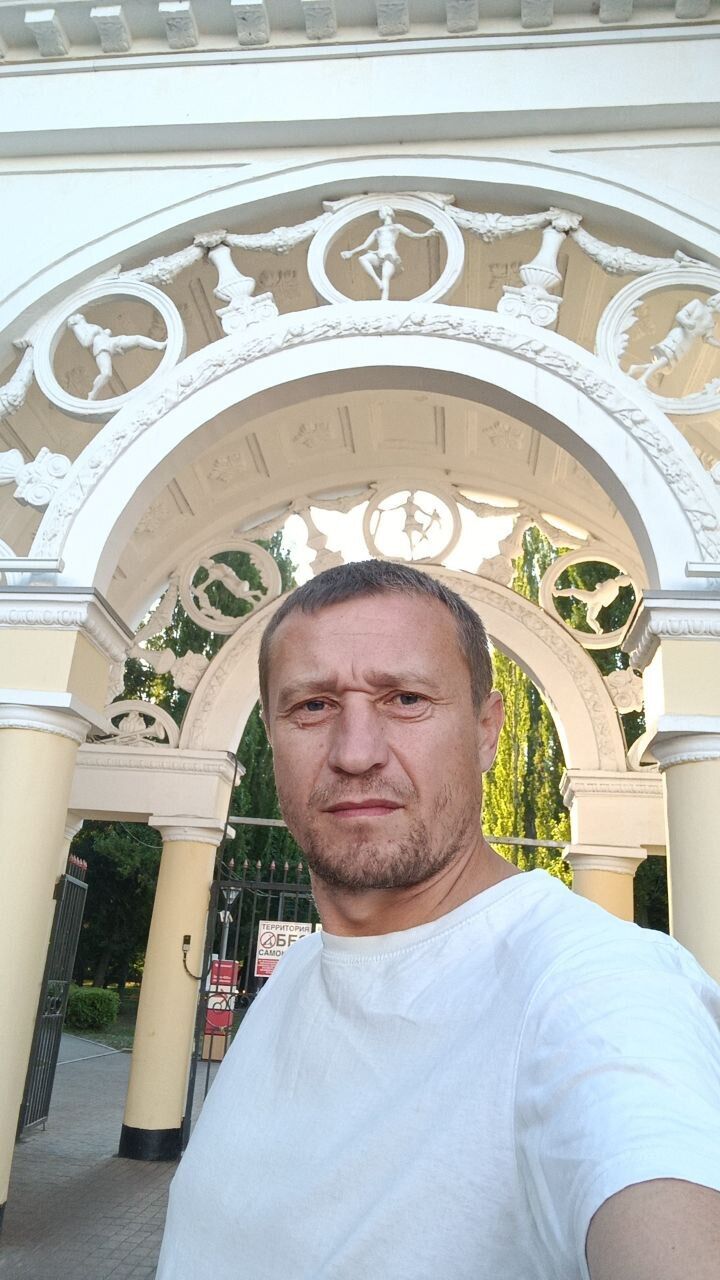  52983110  , 44 ,    