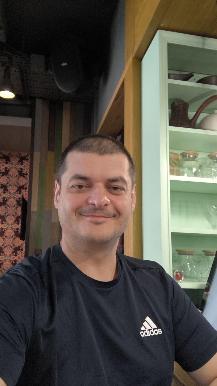  53382630  Pasha, 42 ,    