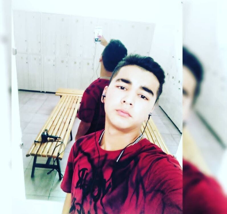  53018680  , 24 ,    
