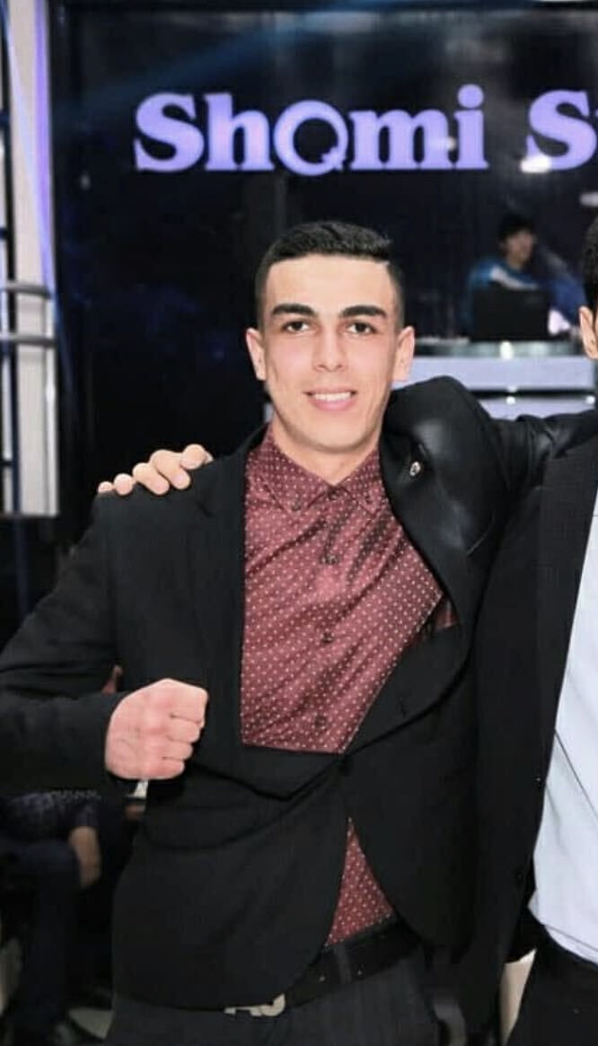  30076910  Akramjon, 25 ,    
