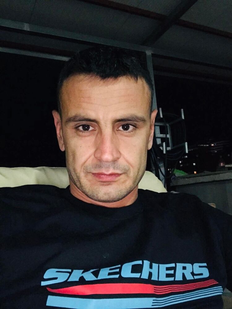  ,   Atyy, 40 ,   ,   