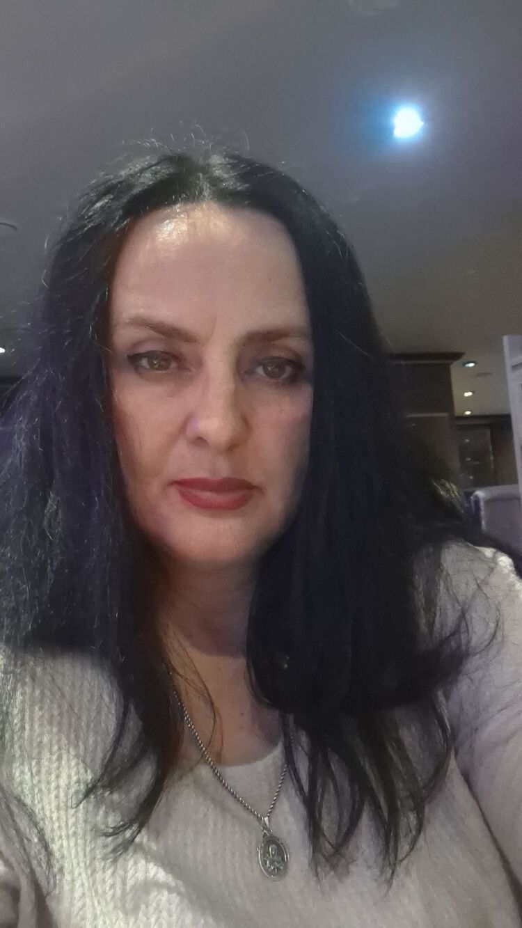  49285290  Tatiana, 52 ,    